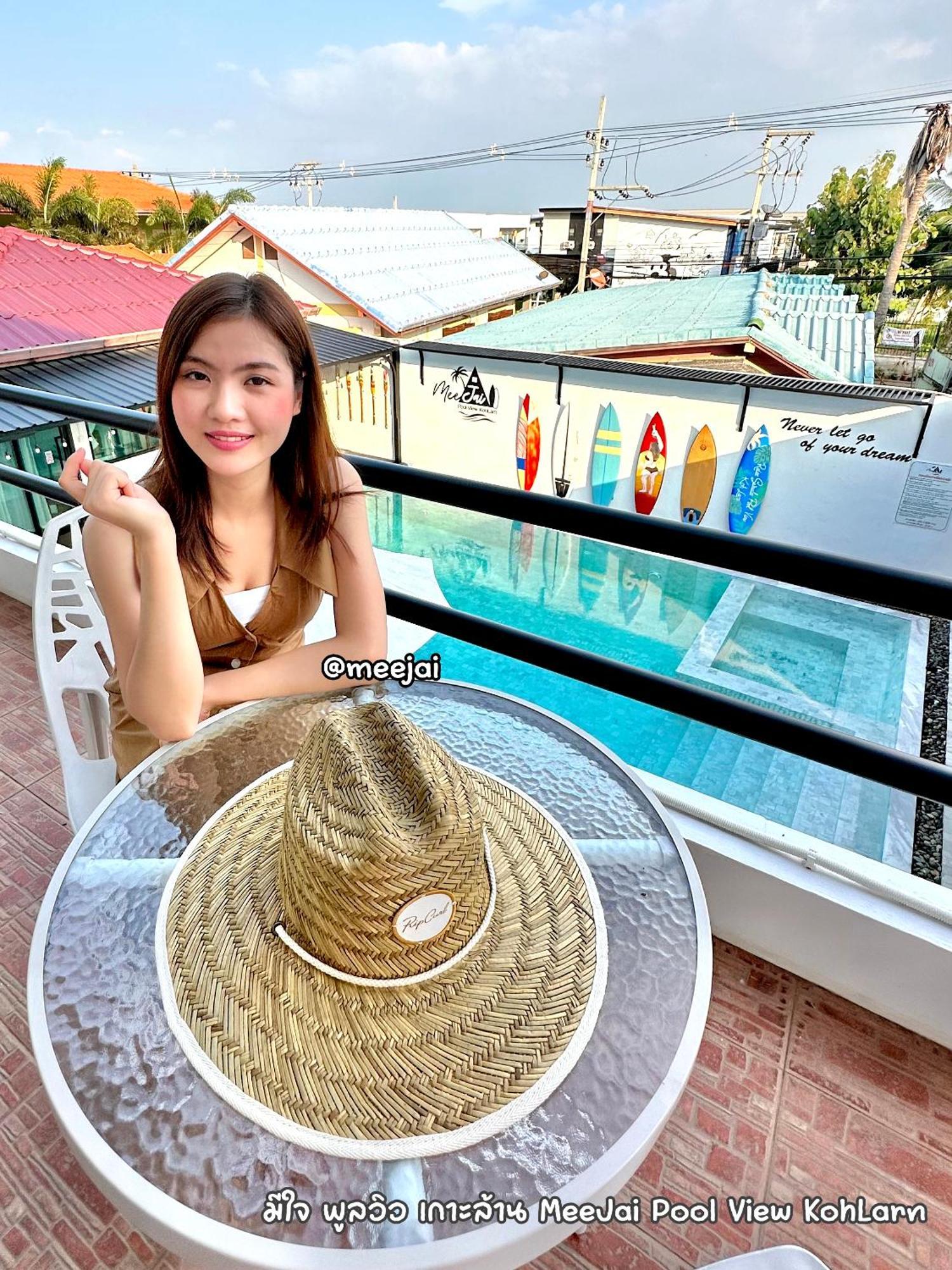 ホテル มีใจ พูลวิว เกาะล้าน Meejai Pool View Kohlarn エクステリア 写真